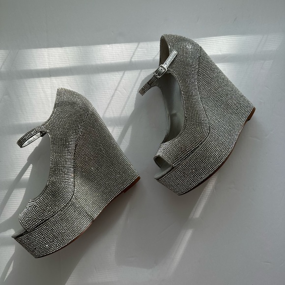 STEVE MADDEN/ macie rhinestone wedge heel - Picture 4 of 15